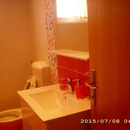 Apartament 696-9 In *