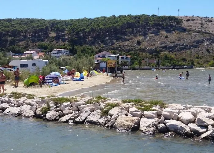 696-9 In Διαμέρισμα Lopar