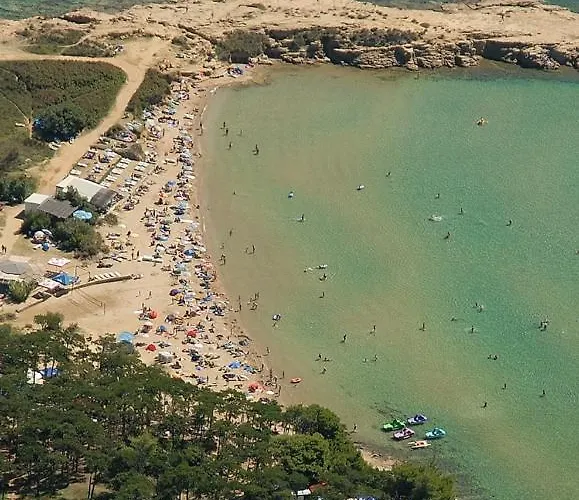 Διαμέρισμα 696-9 In *